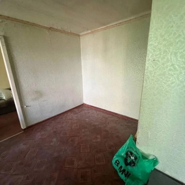 Фото Продам 2-х комн квартиру в городе Луганск улица Звейнека