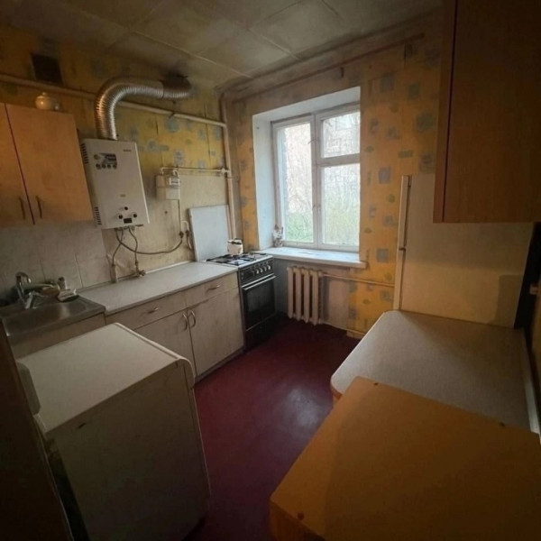 Фото Продам 2-х комн квартиру в городе Луганск улица Звейнека