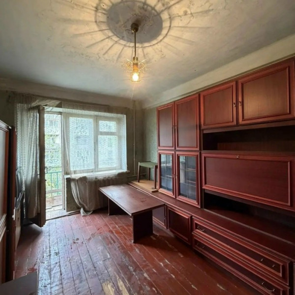 Фото 7489 Продам 1 комн. квартиру в р-не маг. "Айсберг"