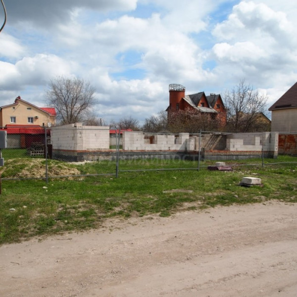 Фото Продам Участок 10 сот. р-н. Околица