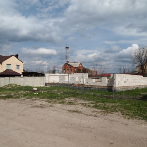 Фото Продам Участок 10 сот. р-н. Околица