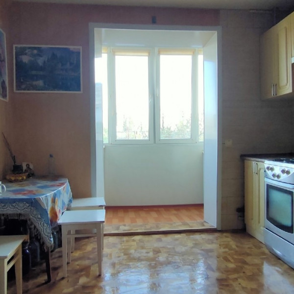 Фото № 6843 Продам 2х комн. квартиру в р-не СШ № 6