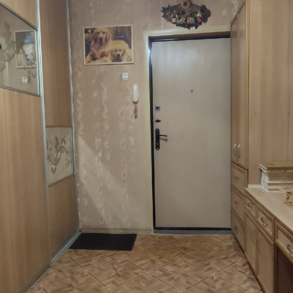 Фото № 6843 Продам 2х комн. квартиру в р-не СШ № 6