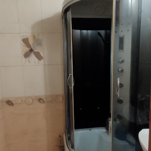 Фото № 6843 Продам 2х комн. квартиру в р-не СШ № 6