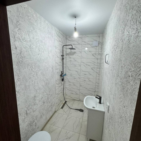 Фото Продам дом в Станице Луганской (р-н кв. Молодежный), площадью 83 м2.