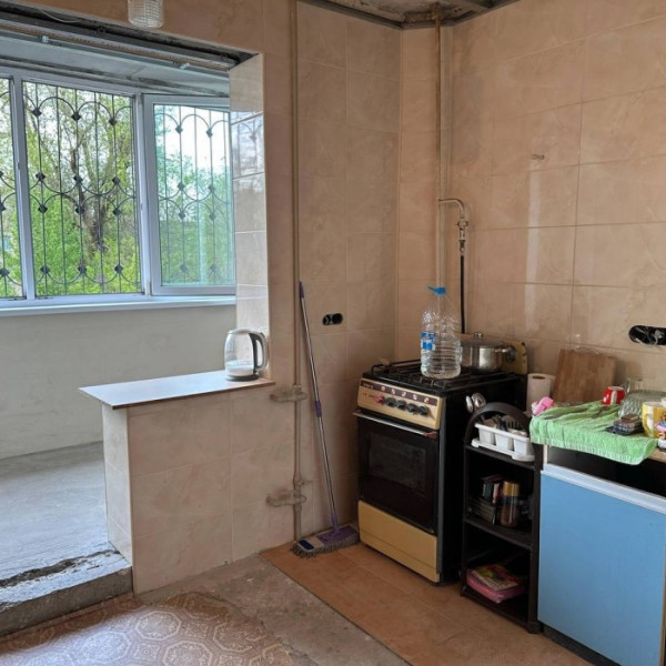 Продам 2х комнатную квартиру ул. Тухачевского 2/10 этаж ( р-н Маш института)