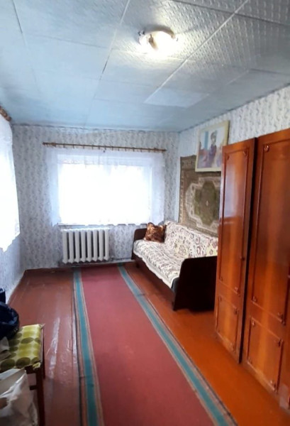 Продается щитовой дом с участком 12 соток