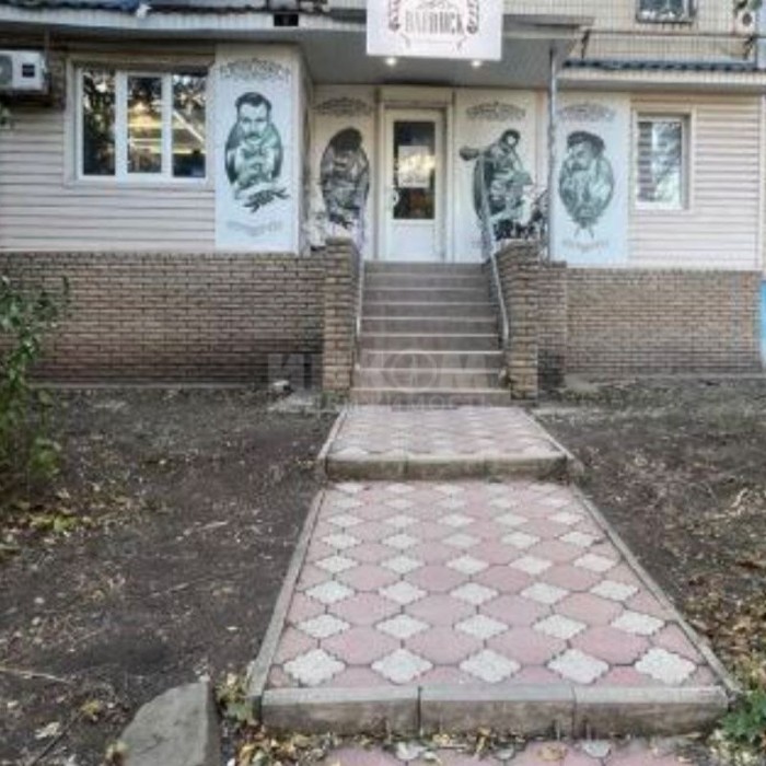 Фото Продам нежилое помещение в городе Луганск квартал Заречный