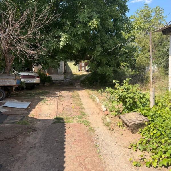 Фото Продам часть дома в г. Луганск, ул. Ульяны Громовой (верхний Камброд, р- н 22 школы)