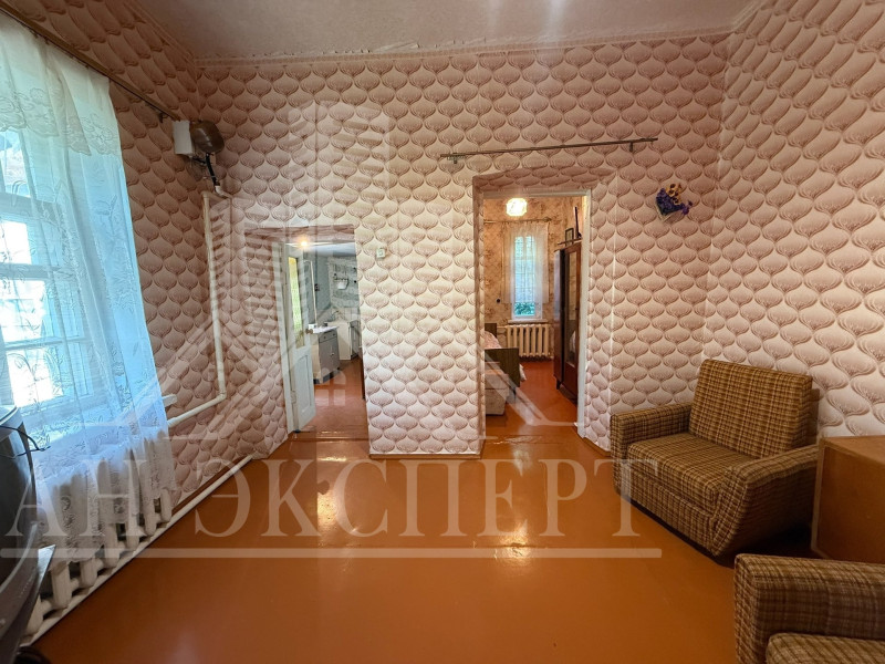 Фото Дом г. Стаханов (ул. Легендарная)