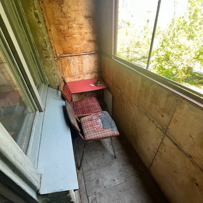 Фото Продам 2-х комнатную квартиру на ул. Звейника 2/5 эт