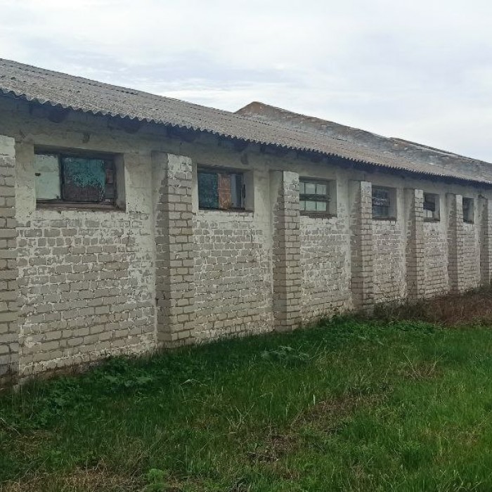 Продам зернохранилище с. Лысое (р- н пгт. Новосветловка) в 20 км. от Луганска