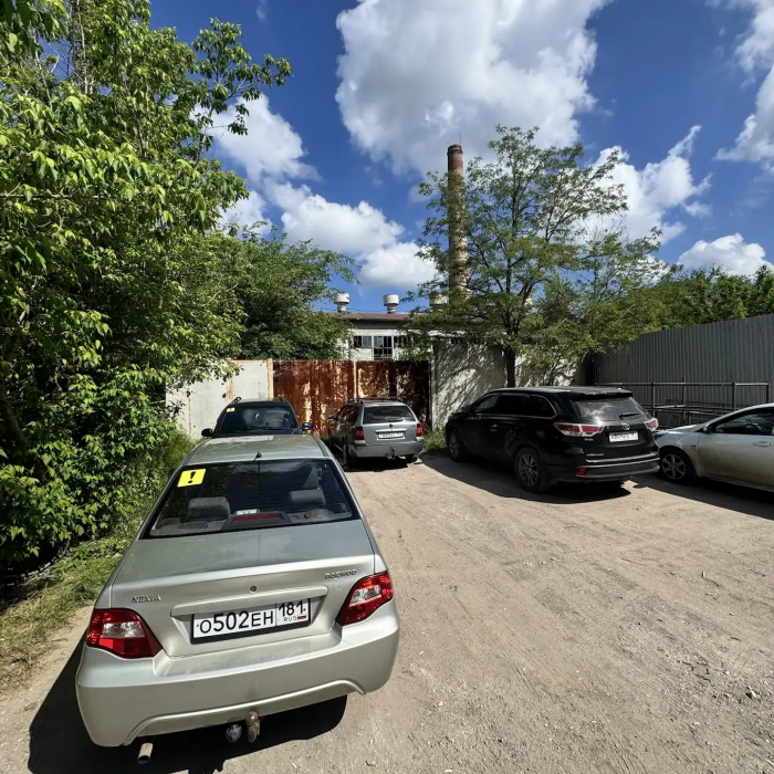 Фото Продам помещение в г. Луганске (ул. Фрунзе).