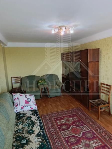 Сдам 2-х комнатную квартиру на длительный срок (Стаханов, ул. Б. Хмельницкого, 21)