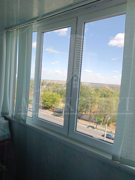 Фото Сдам 2-х комнатную квартиру на длительный срок (Стаханов, ул. Б. Хмельницкого, 21)