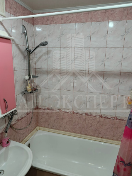 Фото Сдам 2-х комнатную квартиру на длительный срок (Стаханов, ул. Б. Хмельницкого, 21)