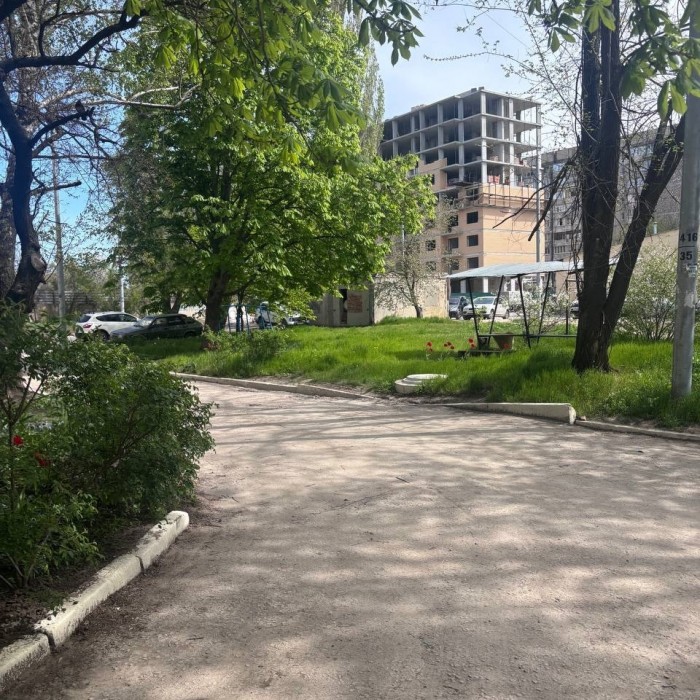 Фото Продам 2-х комн квартиру в г Луганск Городок Острая Могила