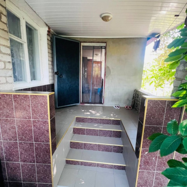 Фото Продам дом ул. Холмистая, р‑н остановки «Филатова», г. Луганск.