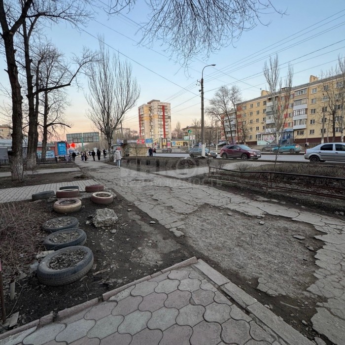 Фото Продам Помещение 47. 30м2 кв. Дружба 1