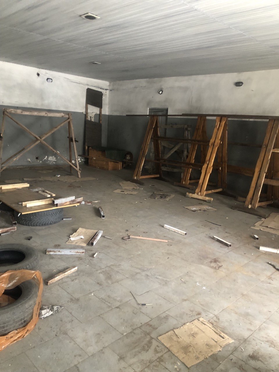 Фото Сдаются в аренду складские помещения (боксы)