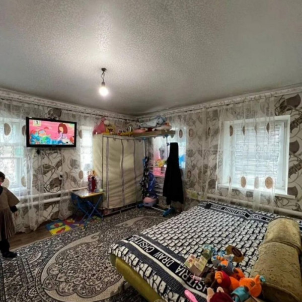 Фото Продам дом средний Камброд р- н магазина «Луганбуд»