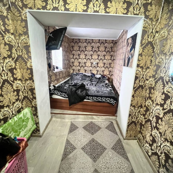 Фото Продам дом средний Камброд р- н магазина «Луганбуд»