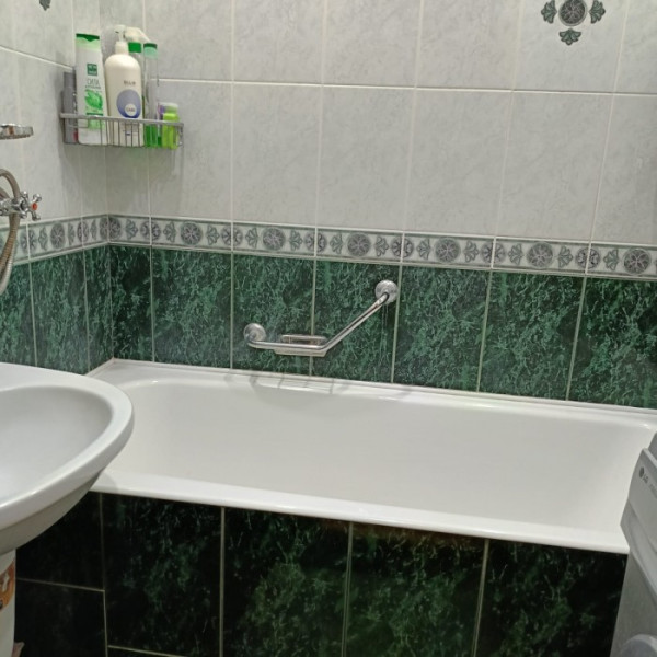 Фото Продам 2к квартиру кв Заречный, г. Луганск