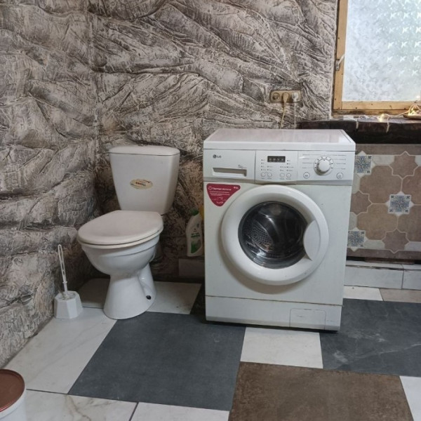 Фото Продам земельный участок с домостроением в Центре г. Луганск, ул. Луганской Правды