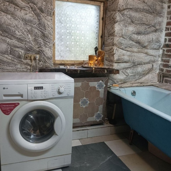Фото Продам земельный участок с домостроением в Центре г. Луганск, ул. Луганской Правды