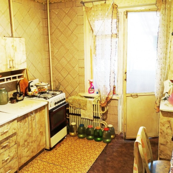 Фото № 6665 Продам 2х комн. квартиру в р-не СШ № 6