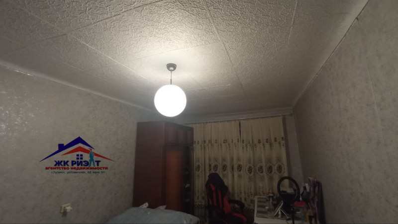 Фото 1 комнатная квартира на кв. Димитрова г. Луганска