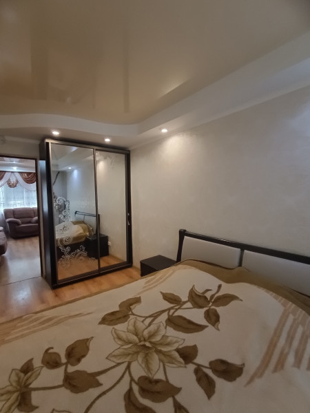 Фото № 913 Сдается 2 – х комнатная квартира- студия по ул. Гмыри в районе АЖЭО