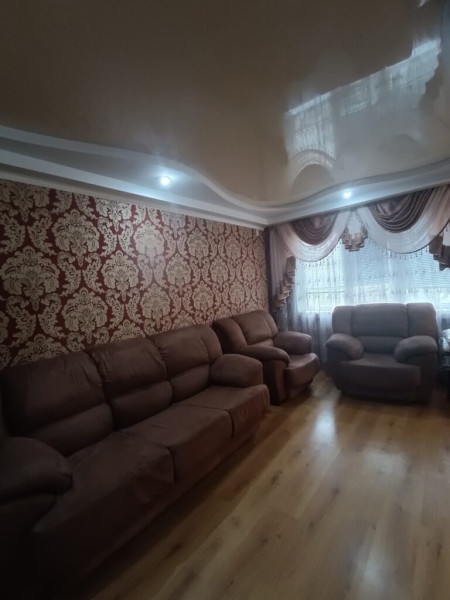 Фото № 913 Сдается 2 – х комнатная квартира- студия по ул. Гмыри в районе АЖЭО