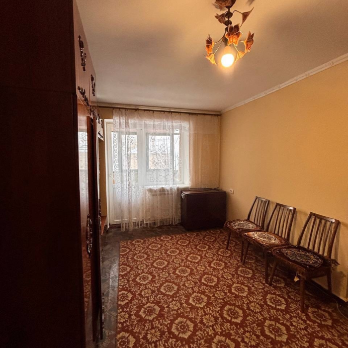 Фото Продам 2к квартиру по ул. Челюскинцев 2/5эт