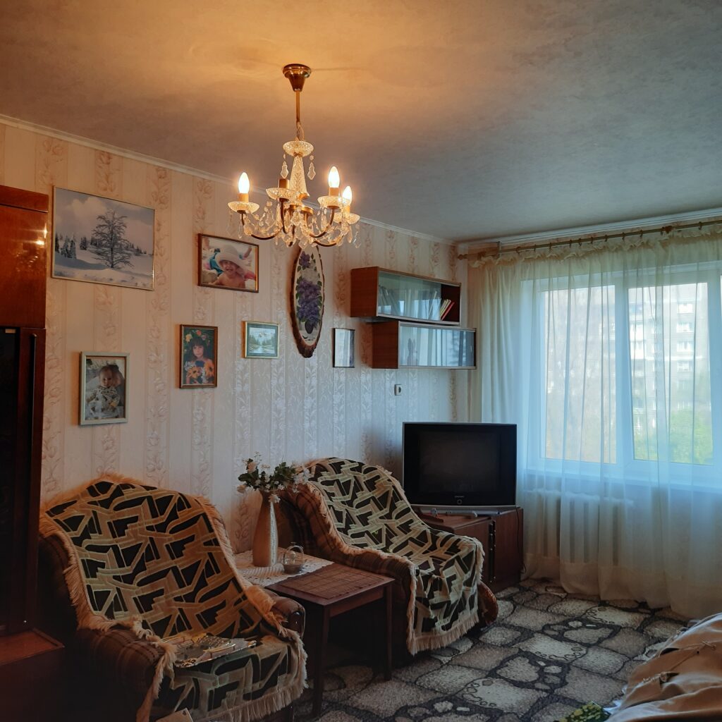 № 521 Продаётся 3 комн. кв-ра, 4/9. пр-т Металлургов, р-н Дома Природы.