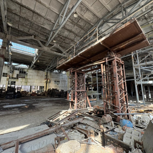 Фото Продам производственные склады в городе Луганск район Таксопарка