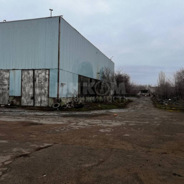 База 2323-м2 рн. кафе Аквариус