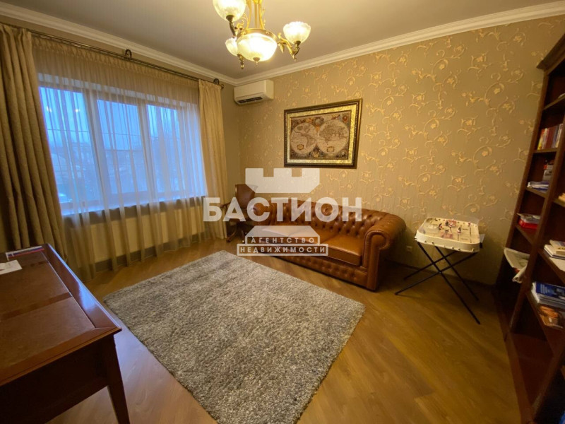 Фото Дом, улица Мухина ID:1990672