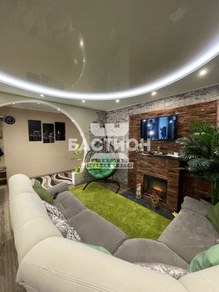3-х комнатная квартира, ул. Гмыри 6А, ID: 2056529