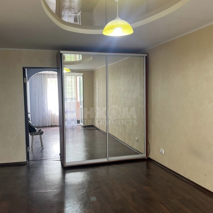Продам 2к квартиру на кв. Гагарина,3/5эт