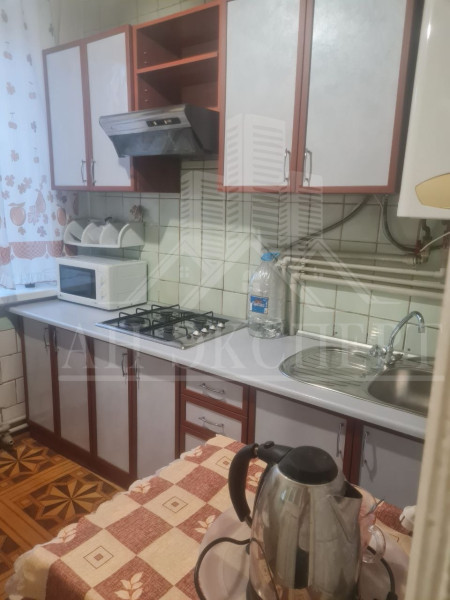 Фото СДАМ 3-Х КОМНАТНУЮ КВАРТИРУ НА ДЛИТЕЛЬНЫЙ СРОК (Стаханов, ул. К. Либкнехта, д. 54)