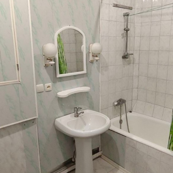 Фото Продам 2-х комн квартиру с АО в г Луганск кв Алексеева