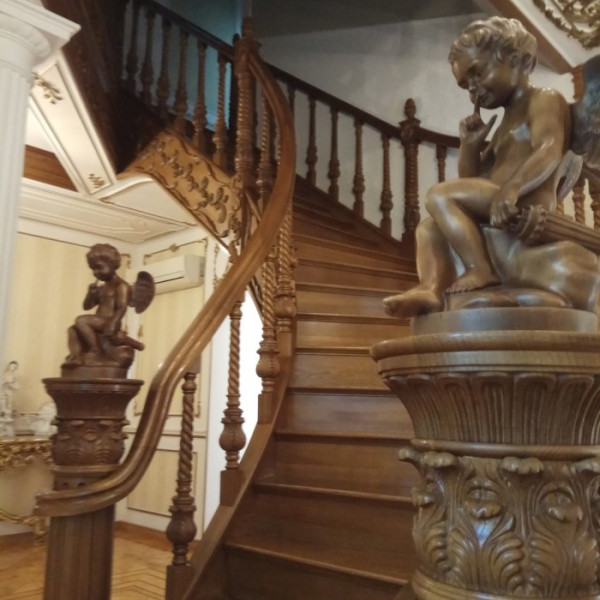 Продам Шикарный ДОМ 410 М2 Ландшафтный Дизайн Копия Ливадийского Дворца В Луганске!