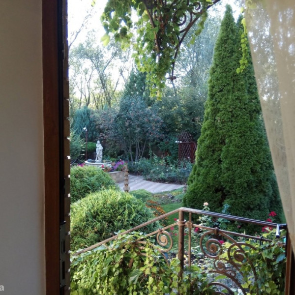 Фото Продам Шикарный ДОМ 410 М2 Ландшафтный Дизайн Копия Ливадийского Дворца В Луганске!