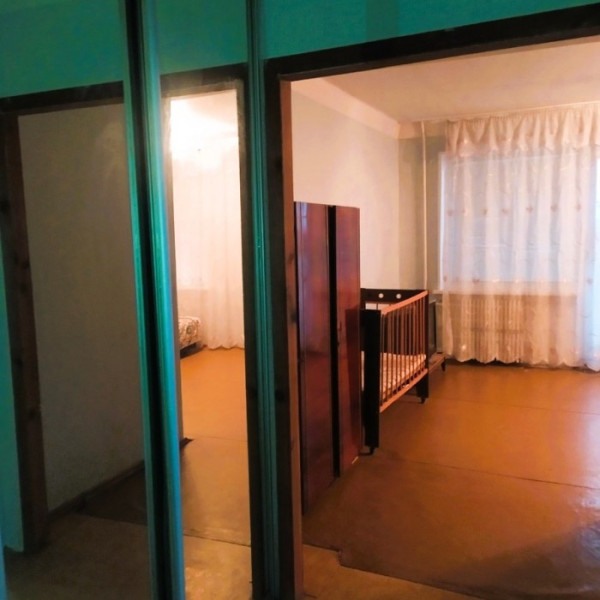 Фото № 5034 Продам 2х комн. квартиру в р-не маг. "Престиж"