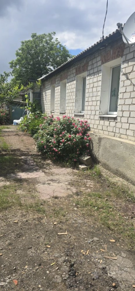 Дом, в районе кв. Гаевого ( до остановки Гаевой 100 м)!