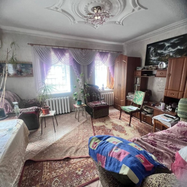 Продам полдома улица Светских космонавтов , р-н 17 школы