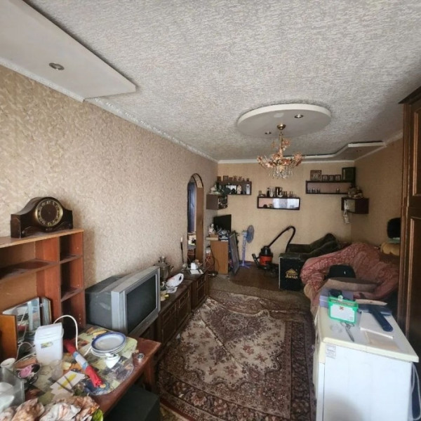 Фото 7451 Продам 1 комн. квартиру по ул. Дунауйварошской