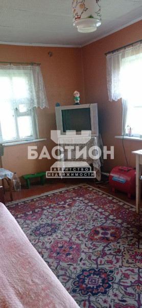 Фото Дом, Россия Муниципальный округ Станично Луганский, село Валуйское улица Советская ID:1917370