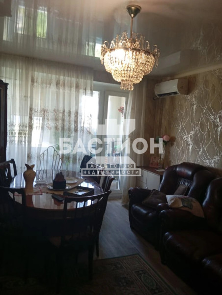 Фото 3-комнатная квартира, улица Коцюбинского, 27 ID:2171359
